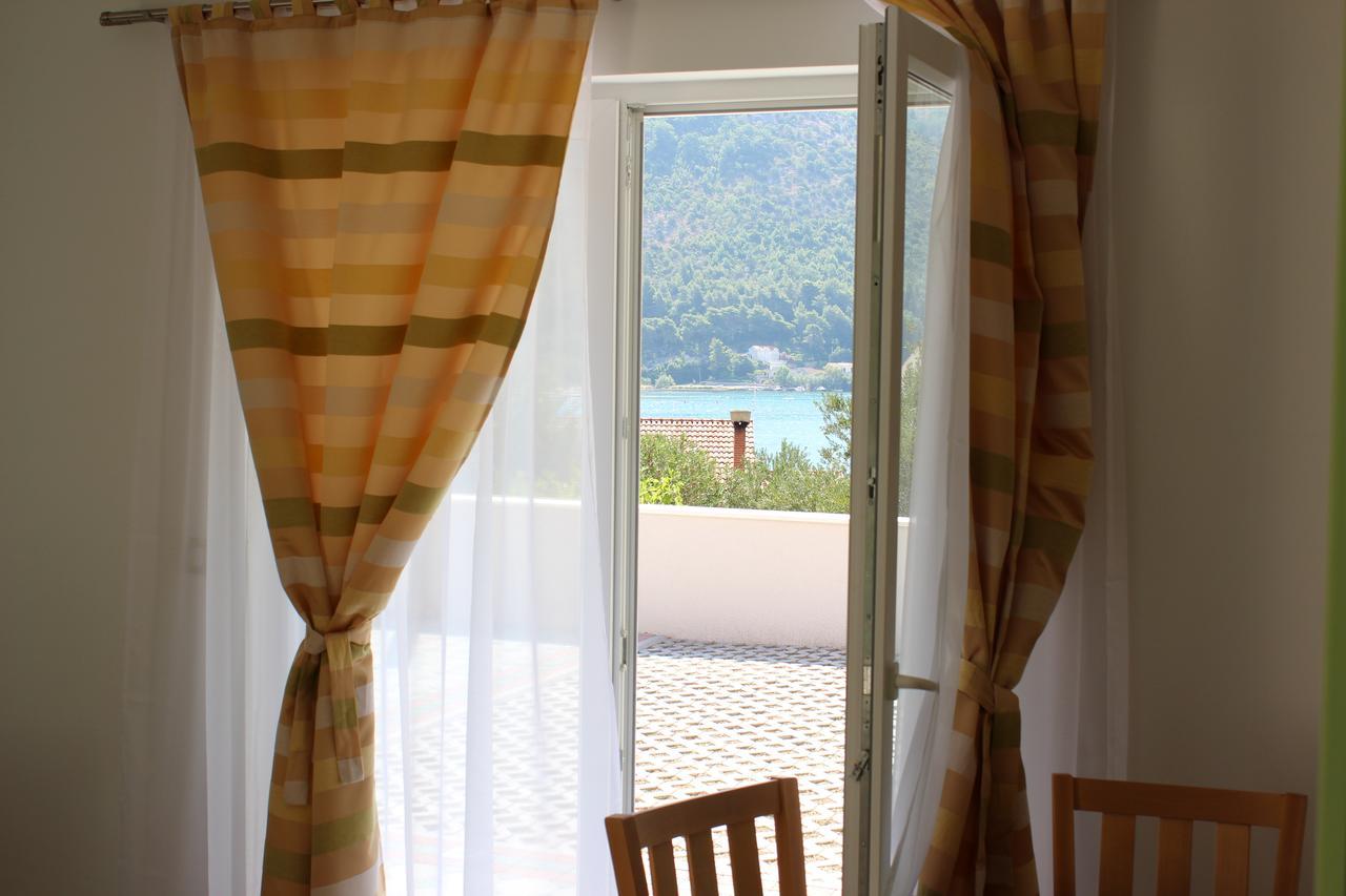 Apartments Villa Eva Slano Pokoj fotografie
